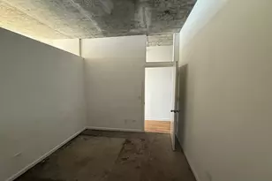 1122 W Catalpa St, Chicago, IL 60640 - Photo 8