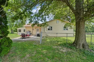 115 Choctaw Trail, Loda, IL 60948 - Photo 30