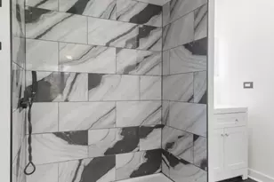 3321 E Reichert Dr, Crete, IL 60417 - Photo 12