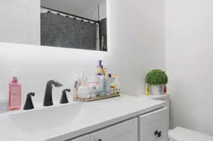 3321 E Reichert Dr, Crete, IL 60417 - Photo 26