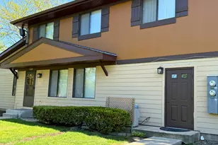 6280 Gold Cir, Hanover Park, IL 60133 - Photo 2