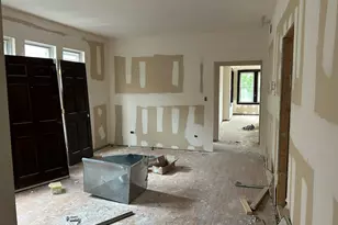 8125 S Peoria St, Chicago, IL 60620 - Photo 8