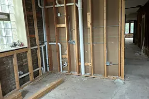 8125 S Peoria St, Chicago, IL 60620 - Photo 18