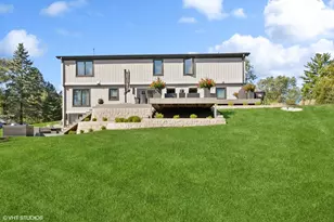 115 Red Wing Ln, North Barrington, IL 60010 - Photo 4