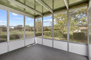 50 Kendal Rd, Elk Grove Village, IL 60007 - Photo 6