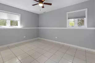 50 Kendal Rd, Elk Grove Village, IL 60007 - Photo 22