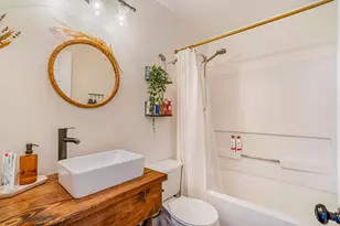 684 Edward Dr, Romeoville, IL 60446 - Photo 12