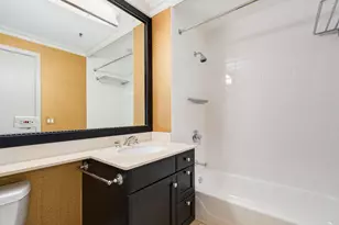 57 E Delaware Pl, Chicago, IL 60611 - Photo 24