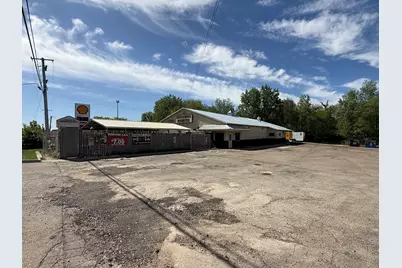 2143 - 2145 W Galena Avenue, Freeport, IL 61032 - Photo 2