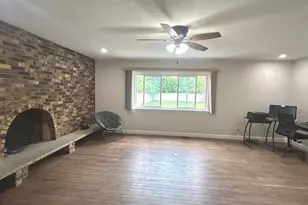 1402 Berry Ln, Flossmoor, IL 60422 - Photo 10