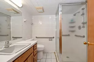 2820 W 100th Pl, Evergreen Park, IL 60805 - Photo 14