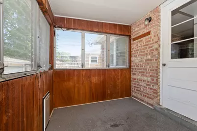 2820 W 100th Place, Evergreen Park, IL 60805 - Photo 16