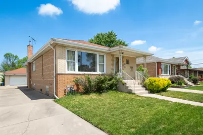 2820 W 100th Place, Evergreen Park, IL 60805 - Photo 1
