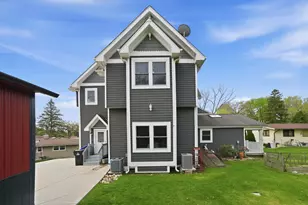 816 W Florence St, McHenry, IL 60051 - Photo 32