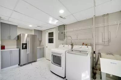 [Address not provided], Glen Ellyn, IL 60137 - Photo 20