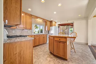 23875 E 00 N Rd, Cropsey, IL 61731 - Photo 6