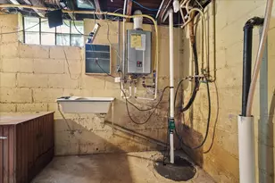 23875 E 00 N Rd, Cropsey, IL 61731 - Photo 38