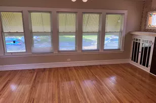 7949 S Manistee Ave, Chicago, IL 60617 - Photo 4