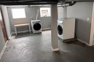 7949 S Manistee Ave, Chicago, IL 60617 - Photo 14