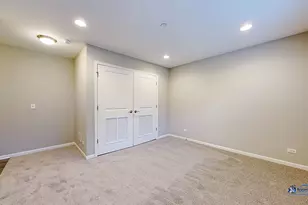 1255 Danforth Ct, Vernon Hills, IL 60061 - Photo 14