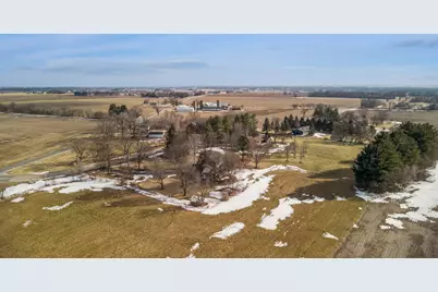 10562 Town Hall Road, Belvidere, IL 61008 - Photo 36