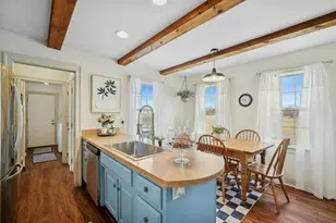 10562 Town Hall Rd, Belvidere, IL 61008 - Photo 6