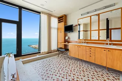 132 E Delaware Place #6502, Chicago, IL 60611 - Photo 16