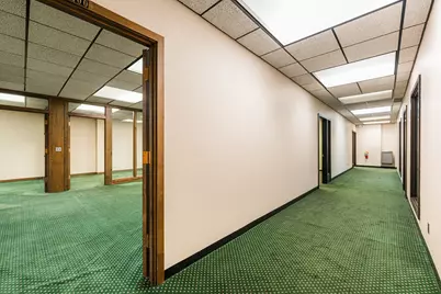 155 N 3rd Street, Dekalb, IL 60115 - Photo 18