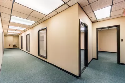 155 N 3rd Street, Dekalb, IL 60115 - Photo 32