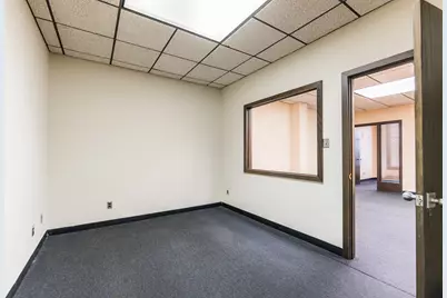 155 N 3rd Street, Dekalb, IL 60115 - Photo 16