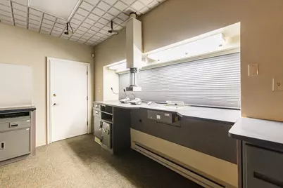 155 N 3rd Street, Dekalb, IL 60115 - Photo 44