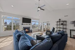 4N363 Norton Glen Blvd, Saint Charles, IL 60175 - Photo 6