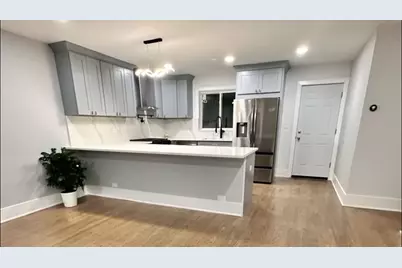 6248 N Hoyne Avenue #C, Chicago, IL 60659 - Photo 2