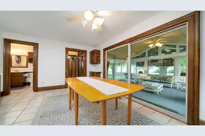 321 E Chamberlin Street, Dixon, IL 61021 - Photo 18