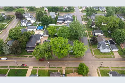 321 E Chamberlin Street, Dixon, IL 61021 - Photo 58