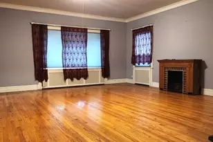 7227 S Bennett Ave, Chicago, IL 60649 - Photo 4