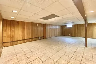 664 E 163rd St, South Holland, IL 60473 - Photo 18
