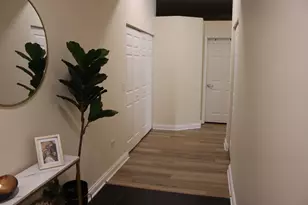 8 W Monroe St, Chicago, IL 60603 - Photo 4