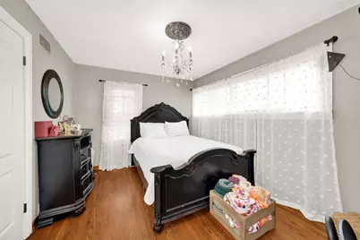10045 S Kostner Avenue, Oak Lawn, IL 60453 - Photo 10