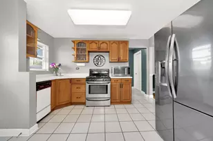 10045 S Kostner Ave, Oak Lawn, IL 60453 - Photo 6