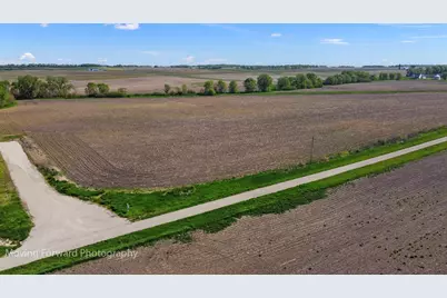 16011 Indian Road, Newark, IL 60541 - Photo 2