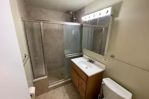 11 Shagbark Rd, Lake Bluff, IL 60044 - Photo 10