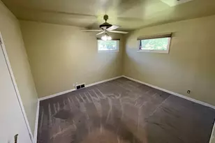 11 Shagbark Rd, Lake Bluff, IL 60044 - Photo 8