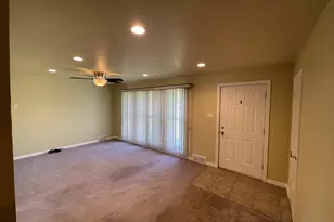 11 Shagbark Rd, Lake Bluff, IL 60044 - Photo 12