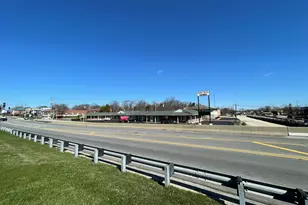 511 Rockland Rd, Lake Bluff, IL 60044 - Photo 40