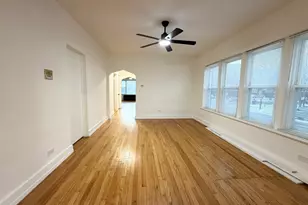 7301 S Constance Ave, Chicago, IL 60649 - Photo 8