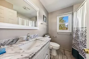 121 S Parkside Ave, Glen Ellyn, IL 60137 - Photo 18