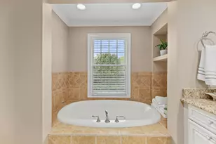 920 Gage Ln, Lake Forest, IL 60045 - Photo 30