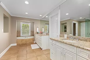 920 Gage Ln, Lake Forest, IL 60045 - Photo 28