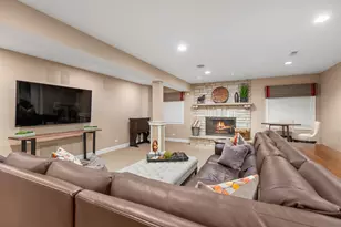 920 Gage Ln, Lake Forest, IL 60045 - Photo 38